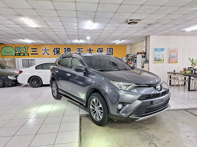 TOYOTA豐田 RAV4  第1張相片