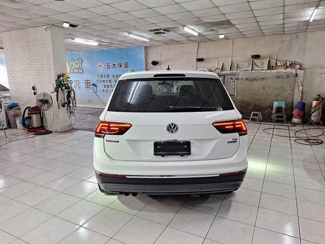 VOLKSWAGEN福斯 TIGUAN  第3張相片