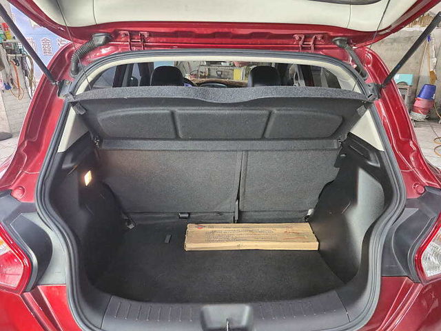 NISSAN日產 TIIDA  第4張相片