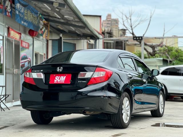 一手認證車~車況超級漂亮！絕非年輕人操壞的車！9.5代頂級款有天窗~稀少漂亮車敬請把握！  第2張相片