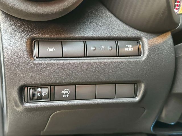 BOSE音響~雙色麂皮賽車椅~原鈑件~1.0省油省稅金  第10張相片