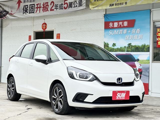 E-HEV油電版~近新車車況~ I-KEY 盲點偵測~ACC跟車~車道維持~原廠保固  第1張相片