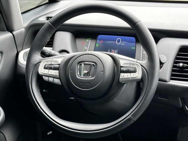 E-HEV油電版~近新車車況~ I-KEY 盲點偵測~ACC跟車~車道維持~原廠保固  第6張相片