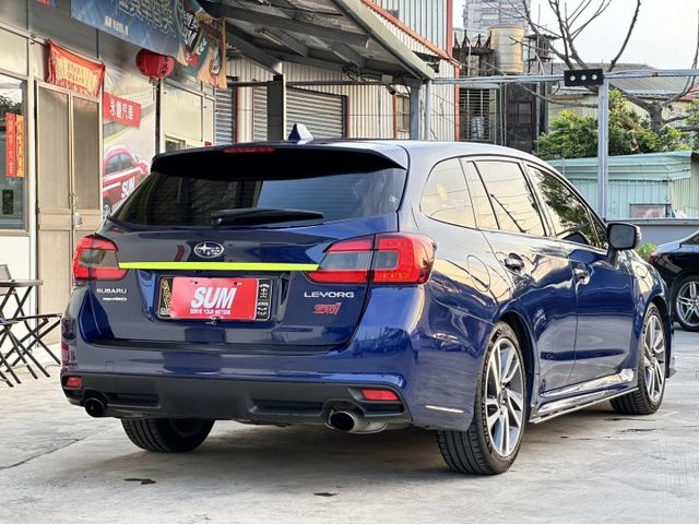GT-S 版 天窗 盲點 安卓機 電動調整座椅 18吋輪框 遠光燈自動控制  第2張相片