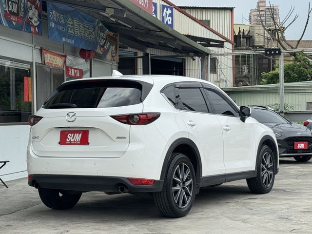 嚴選車商~認證車~改款2.0汽油~電動尾門  第2張相片