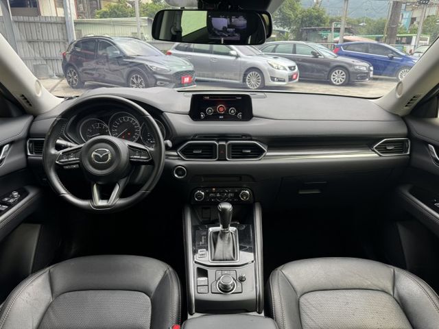 嚴選車商~認證車~改款2.0汽油~電動尾門  第5張相片