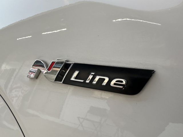 稀有車輛 進口現代 KONA N-LINE獨有專屬黑色網格水箱護罩 18吋鑽石型切削運動化鋁圈&性能跑胎  第14張相片