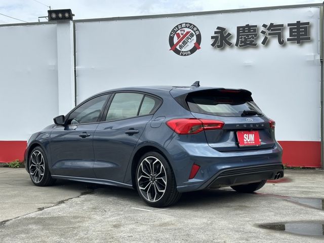 年輕人最愛 配備齊全 應有盡有 ST-LINE B&O音響 抬頭顯示 盲點偵測  第2張相片