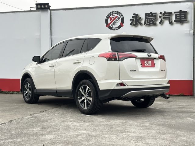 旅行式 LED版 定速 ACC跟車 車道偏移 精裝配備  第2張相片