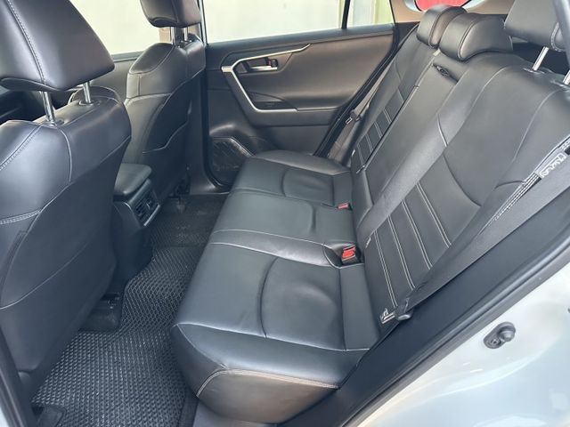 定速 跟車 360環景 電尾門 電動座椅 記憶座椅  第4張相片