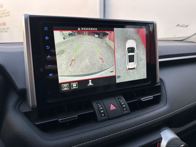 定速 跟車 360環景 電尾門 電動座椅 記憶座椅  第6張相片