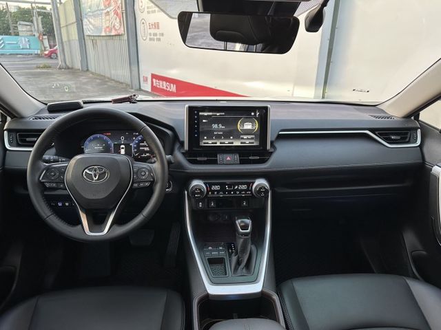 定速 跟車 360環景 電尾門 電動座椅 記憶座椅  第8張相片