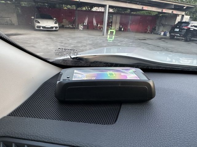 定速 跟車 360環景 電尾門 電動座椅 記憶座椅  第9張相片