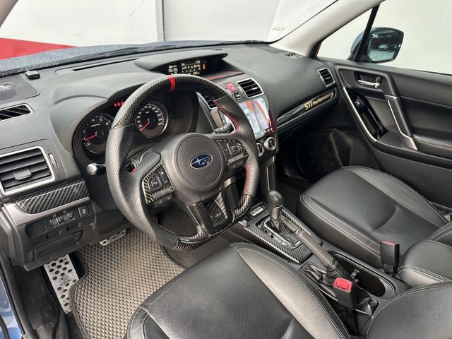 四驅 定速 電動記憶座椅 360環景 安卓機 倒車顯影 抬頭顯示器  第3張相片