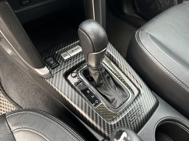 四驅 定速 電動記憶座椅 360環景 安卓機 倒車顯影 抬頭顯示器  第10張相片