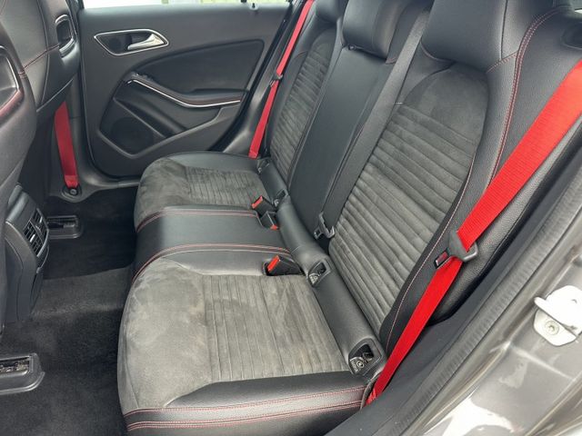 定速 渦輪 四驅 雙前電動記憶座椅 全景天窗 運動小跑車  第6張相片