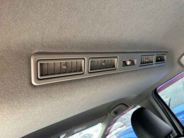 正7人座 雙電動滑門 定速 後座出風口  第9張相片