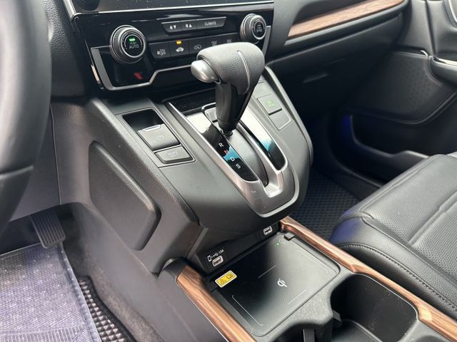 定速 跟車 IKEY 電動尾門 電動座椅 倒車顯影  第4張相片