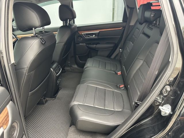 定速 跟車 IKEY 電動尾門 電動座椅 倒車顯影  第5張相片