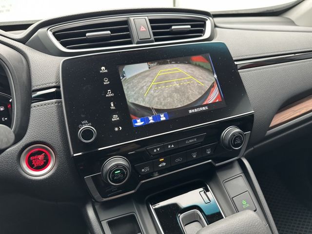 定速 跟車 IKEY 電動尾門 電動座椅 倒車顯影  第6張相片