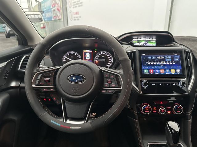 一手車 原廠保固 只跑6萬 定速 跟車 360環頸 盲點 免KEY  第9張相片