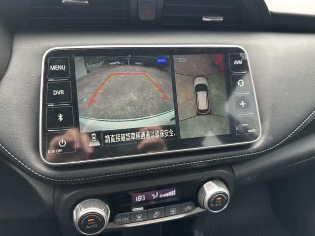 旗艦版 車頂行李架 定速 跟車 車道偏離 360環景  第5張相片