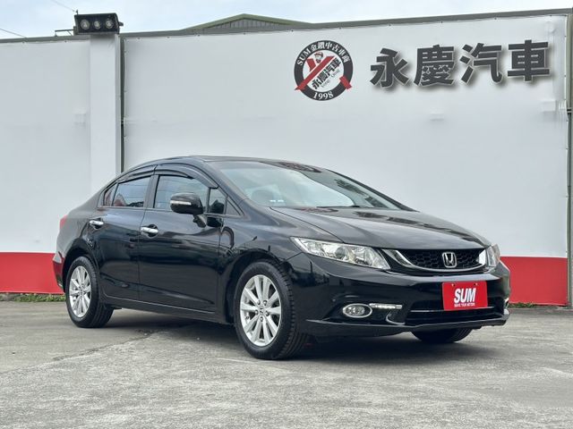 車況超級漂亮！絕非年輕人操壞的車！9.5代頂級款有天窗~稀少漂亮車敬請把握！  第1張相片