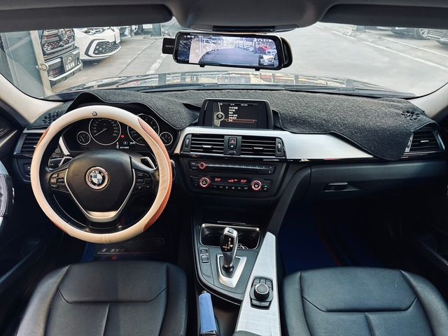 BMW寶馬 316I  第7張相片
