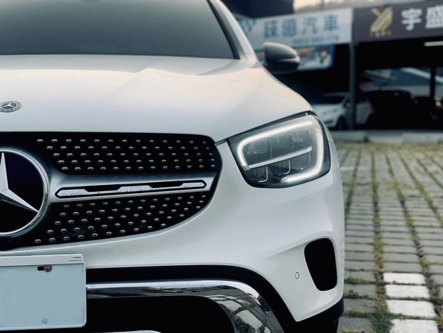 M-BENZ賓士 GLC300 AMG COUPE  第3張相片