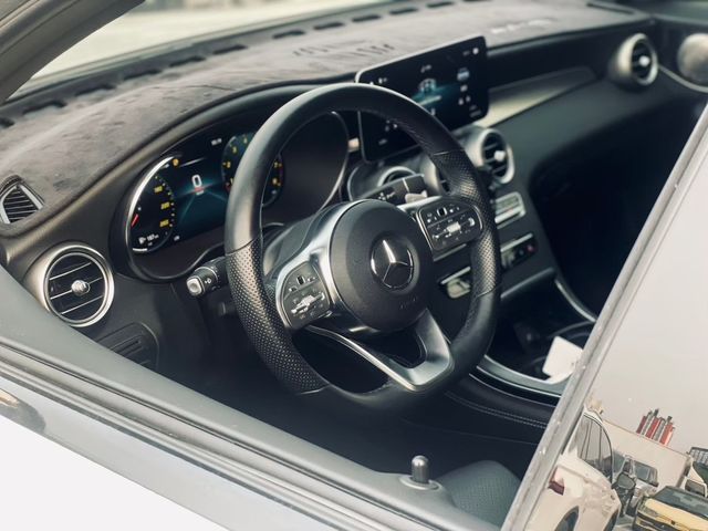 M-BENZ賓士 GLC300 AMG COUPE  第8張相片