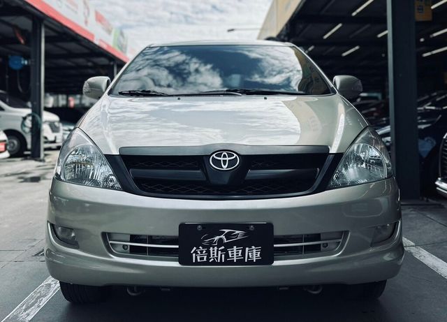 TOYOTA豐田 INNOVA  第2張相片