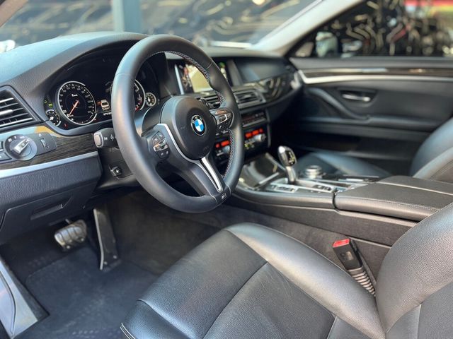 BMW寶馬 520I  第7張相片