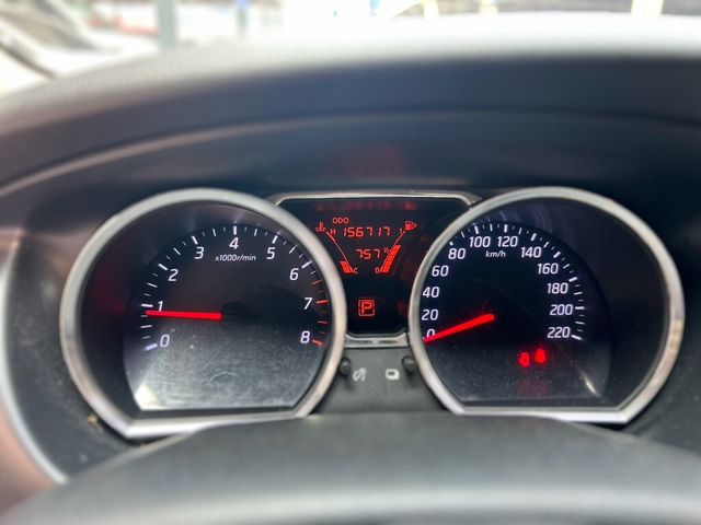 NISSAN日產 LIVINA  第13張相片