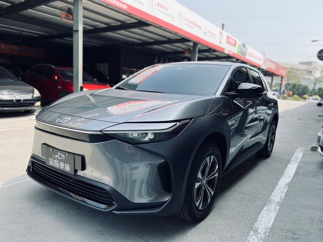 TOYOTA豐田 BZ4X  第3張相片