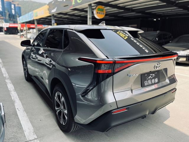 TOYOTA豐田 BZ4X  第9張相片