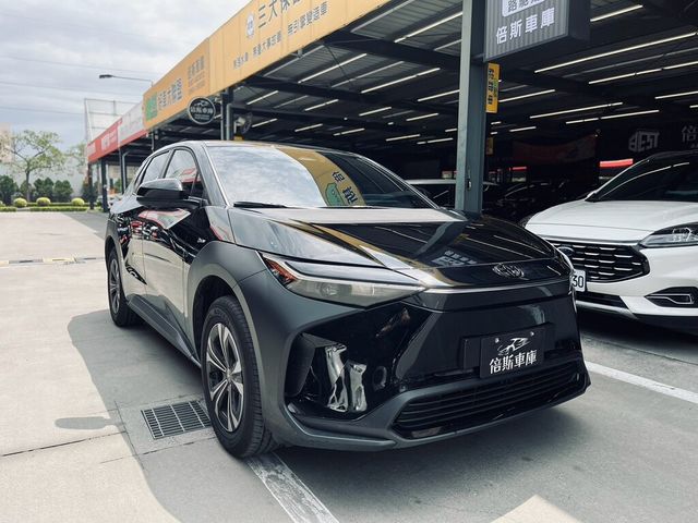 TOYOTA豐田 BZ4X  第1張相片