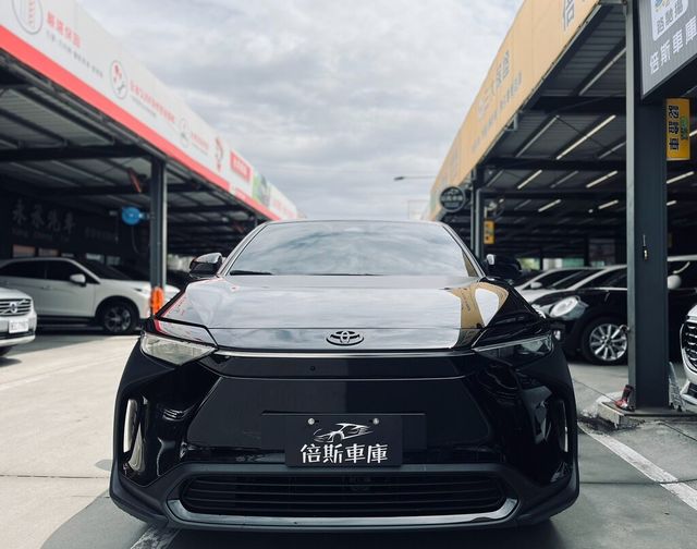 TOYOTA豐田 BZ4X  第3張相片