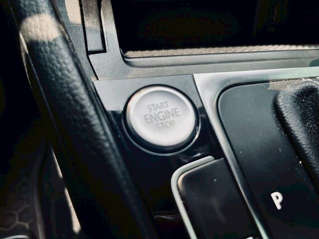 VOLKSWAGEN福斯 GOLF  第15張相片