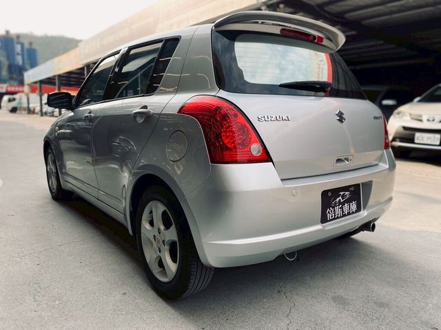 SUZUKI鈴木 SWIFT  第5張相片