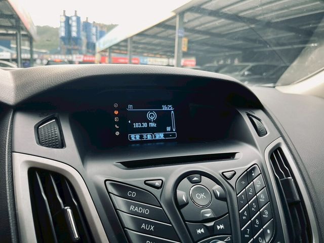 FORD福特 FOCUS  第15張相片