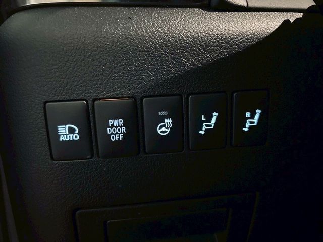 TOYOTA豐田 ALPHARD  第17張相片