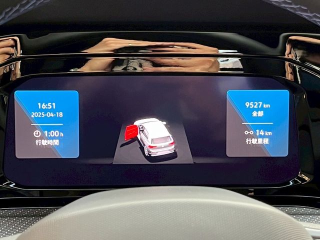 VOLKSWAGEN福斯 GOLF R  第7張相片