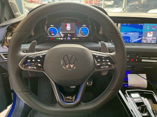 VOLKSWAGEN福斯 GOLF R  第12張相片