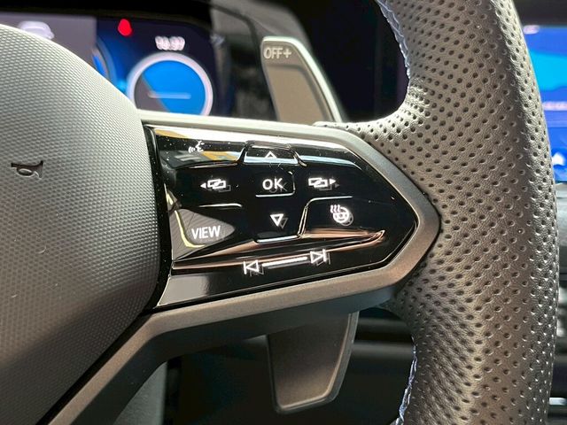 VOLKSWAGEN福斯 GOLF R  第14張相片