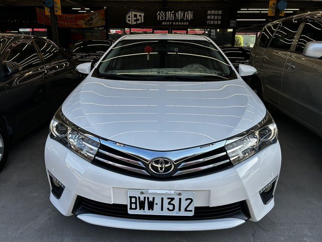 TOYOTA豐田 ALTIS  第2張相片