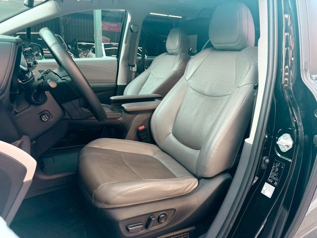 TOYOTA豐田 SIENNA  第10張相片