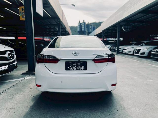 TOYOTA豐田 ALTIS  第5張相片