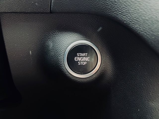 VOLVO富豪 XC40  第18張相片