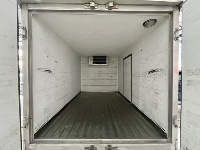 原版件 急速冷凍-5℃冷凍箱 里程僅10萬 倒車影像 內裝乾淨漂亮 無漏油 無待修~1.2稅金更省更賺錢!!可改車斗  第13張相片