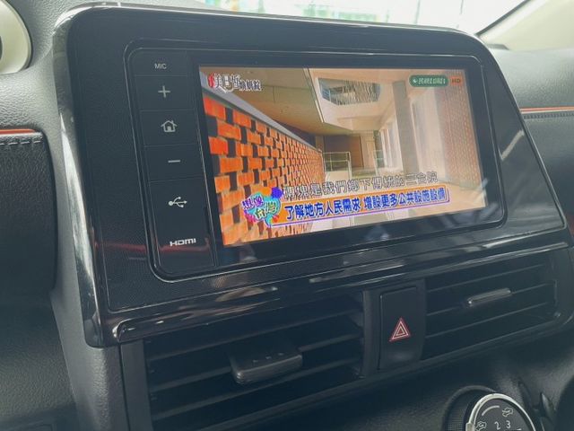 I-KEY 摸門 倒車影像 數位電視 車況內外如新~買到賺到!!可全貸~~!  第12張相片